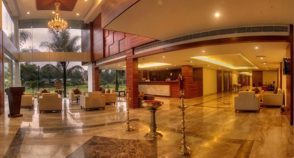 Hotel Le Ruchi The Prince Mysore Exterior foto